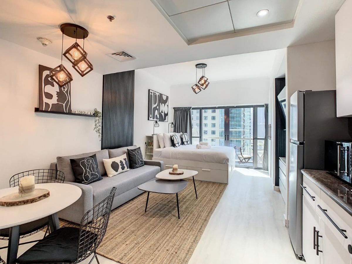 Luxury Modern Studio In Jlt With Amazing View & Rooftop Pool - Sleeps 3 Dubaj Kültér fotó